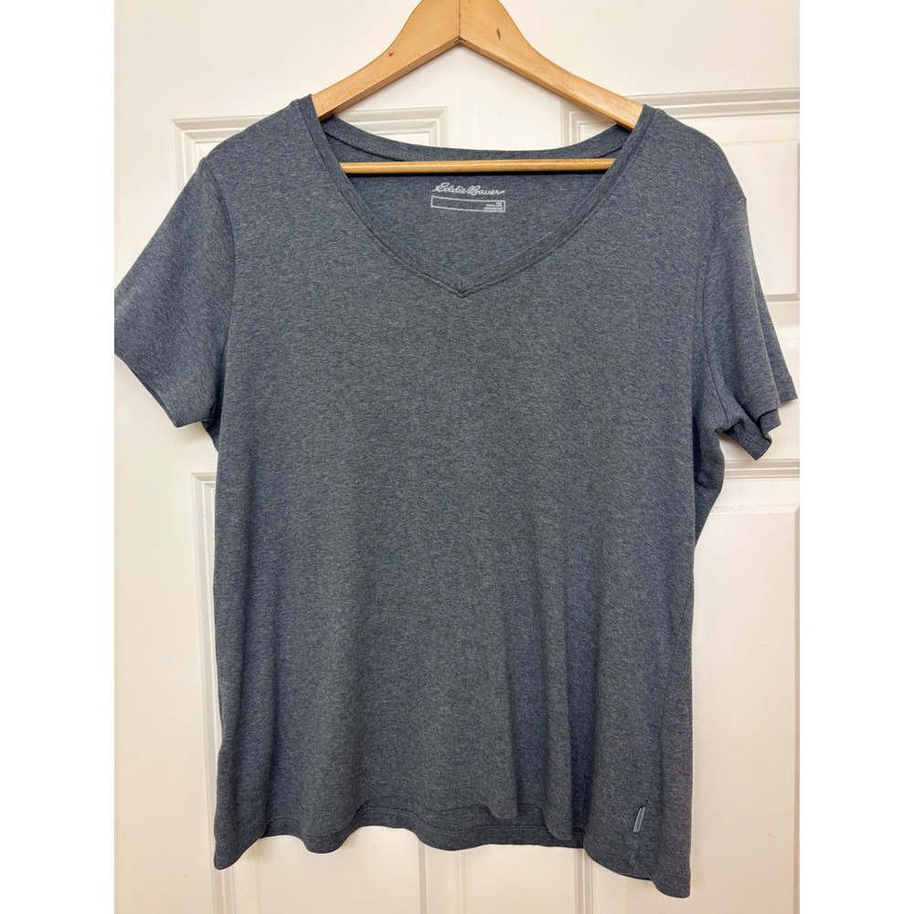 Eddie Bauer Womens 2XL V-Neck T-Shirt Gray Short Sleeve 100% Cotton Tee